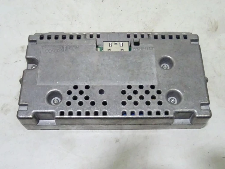 WYŚWIETLACZ NAWIGACJI GPS RENAULT LAGUNA II LIFT (2005-2007) BRAK