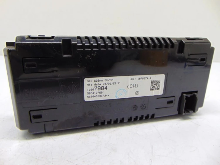 WYŚWIETLACZ OPEL ASTRA J (2009-2012) 13267984