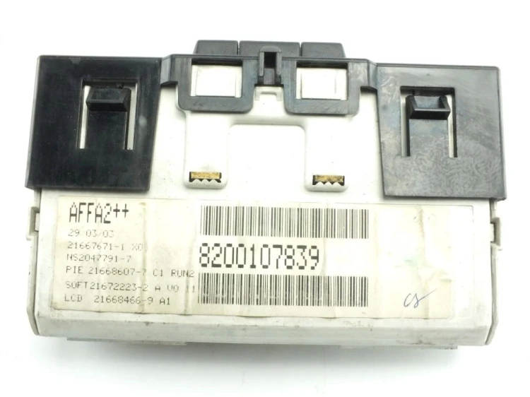 WYŚWIETLACZ RENAULT MEGANE II (2002-2005) 1.6 16V 8200107839