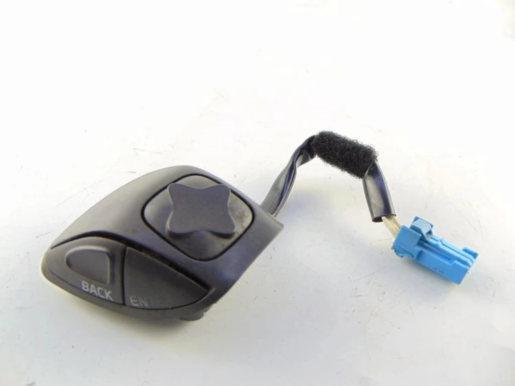 MODUŁ STEROWNIK NAWIGACJI GPS VOLVO S80 I (1998-2004) 2.4 D 163 8651215