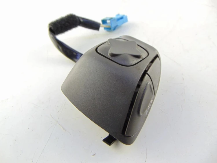 MODUŁ STEROWNIK NAWIGACJI GPS VOLVO S80 I (1998-2004) 2.4 D 163 8651215