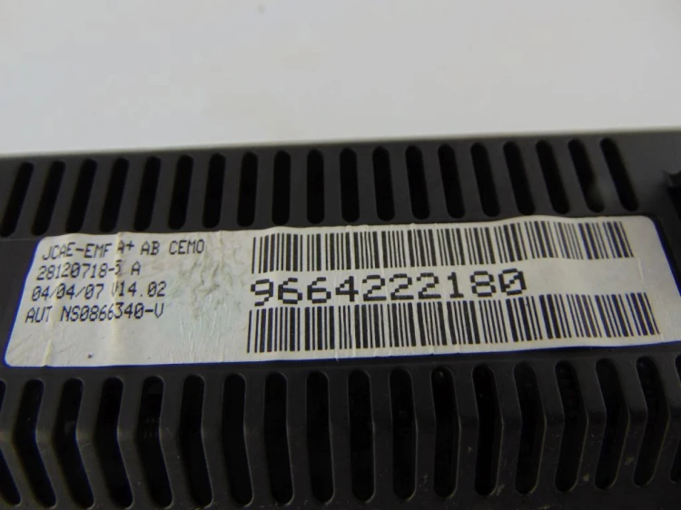 WYŚWIETLACZ CITROEN C4 I (2004-2008) 1.4 16V 9664222180