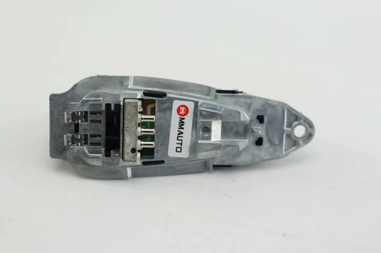 ANTENA BMW F40 (2019-) 1.5 D 116KM 6826326-05