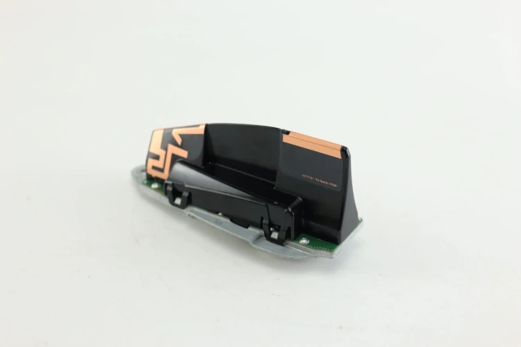 ANTENA BMW F40 (2019-) 1.5 D 116KM 6826326-05