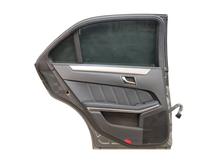 DRZWI LEWY TYŁ MERCEDES E W212 LIFT (2012-2016) 2.2 BlueTEC 170KM