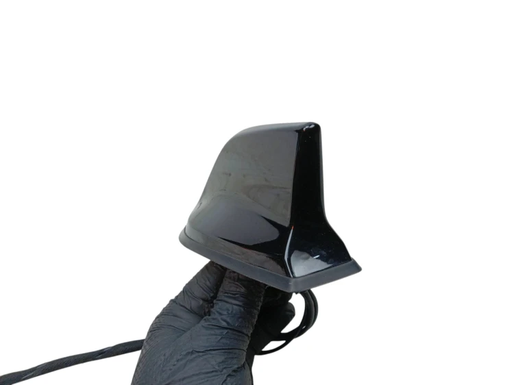 ANTENA RENAULT CLIO V (2019-2023) 1.3 TCE 140KM 282166662R