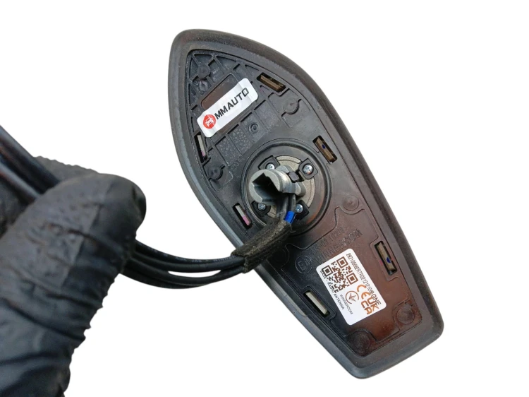 ANTENA RENAULT CLIO V (2019-2023) 1.3 TCE 140KM 282166662R