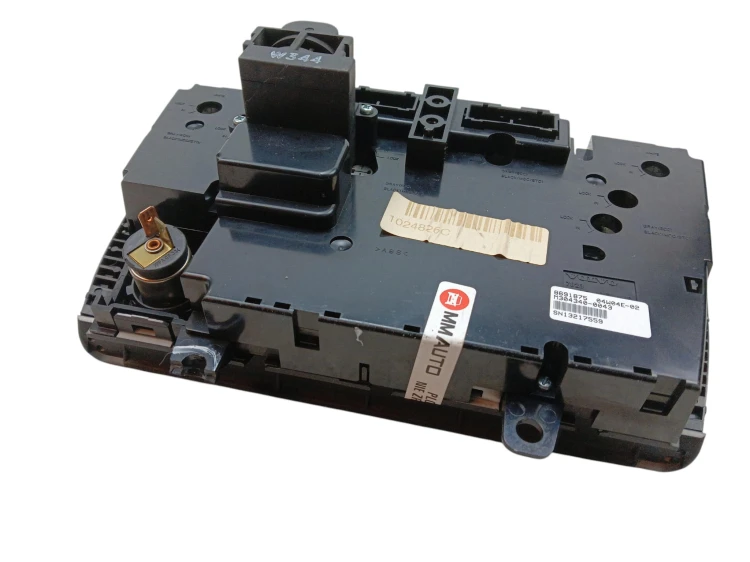 PANEL KLIMATYZACJI VOLVO S80 I LIFT (2004-2006) 2.4 D5 163KM 8691875