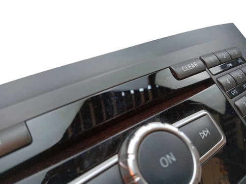 RADIO MERCEDES C W204 LIFT (2011-2014) 1.6 CGI 156KM A2049009510