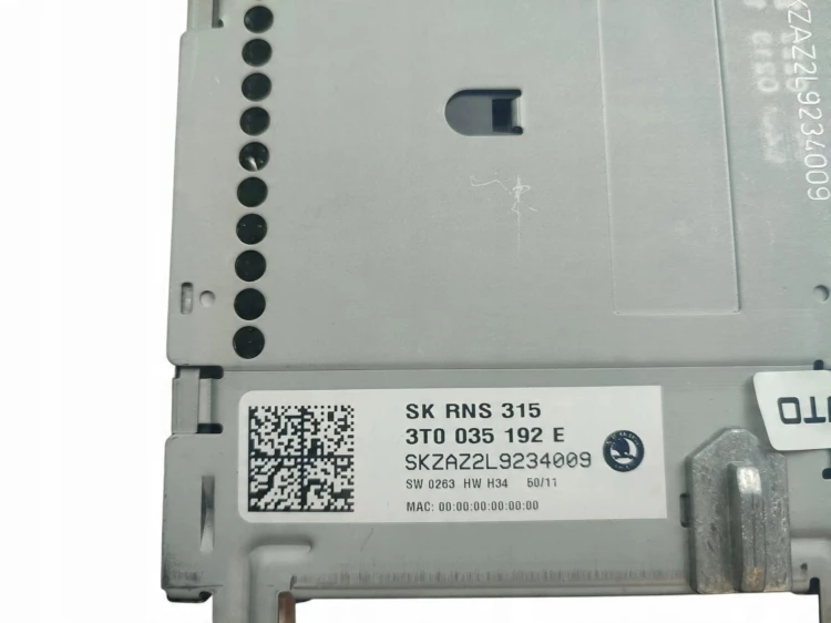 RADIO SKODA SUPERB II (2008-2013) 2.0 TDI 170KM 3T0035192E