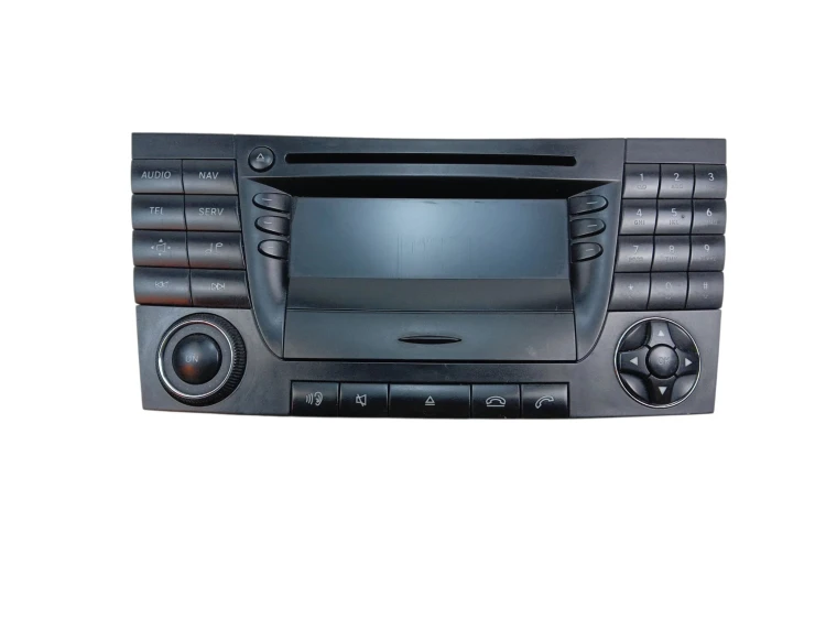 RADIO MERCEDES E W211 (2002-2006) 2.2 CDI 150KM A2118201079