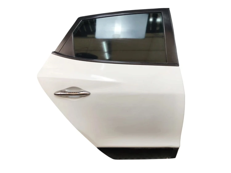 DRZWI PRAWY TYŁ HYUNDAI IX35 (2009-2013) 2.0 CRDI 136KM