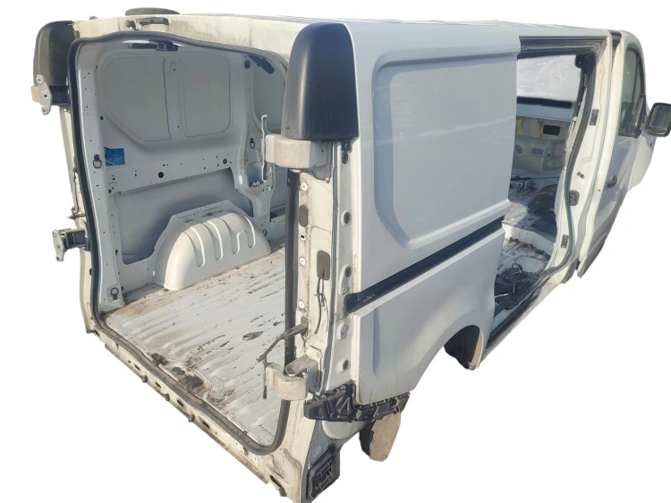 BŁOTNIK PRAWY TYŁ RENAULT TRAFIC III (2014-2019) 1.6 DCI 120KM