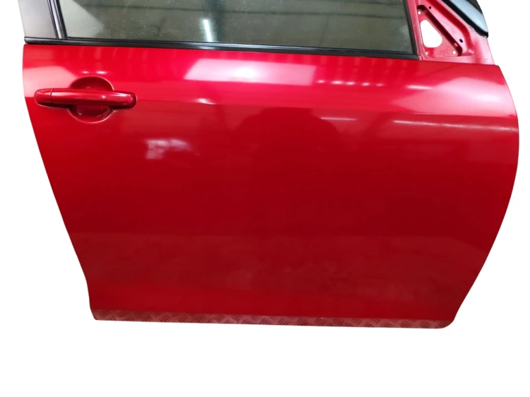 DRZWI PRAWY PRZÓD SUZUKI SWIFT V (2010-2013) 1.2 94KM