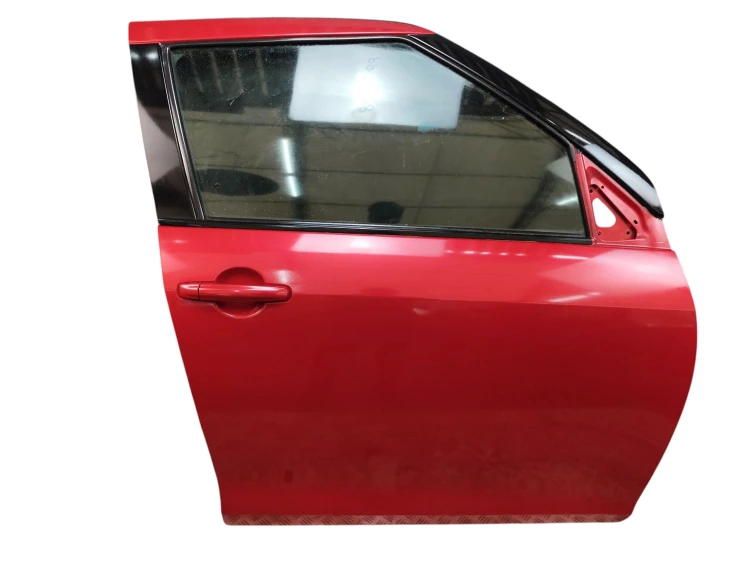 DRZWI PRAWY PRZÓD SUZUKI SWIFT V (2010-2013) 1.2 94KM
