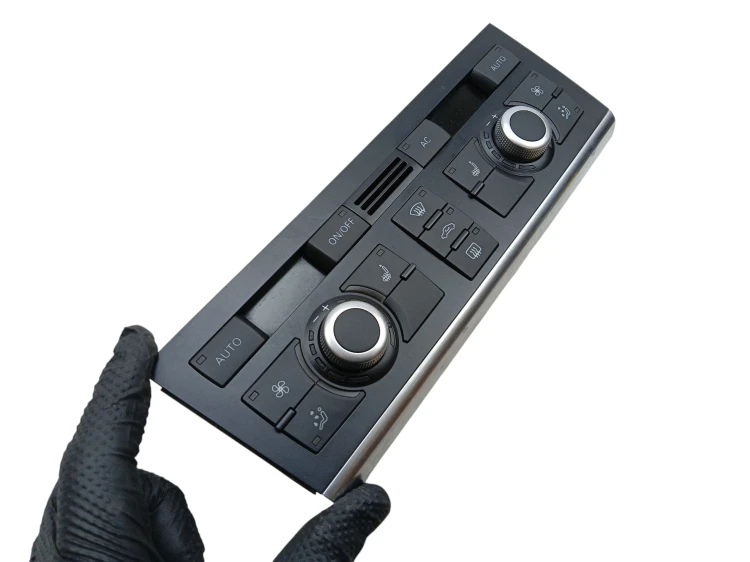 PANEL KLIMATYZACJI AUDI A6 C6 LIFT (2008-2011) 3.0 TDI 240KM 4F1820043AL