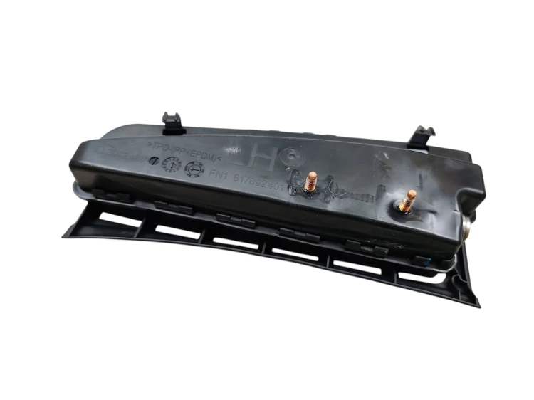 PODUSZKA FOTELA LEWA MERCEDES A W176 (2012-2015) 1.6 CGI 122KM 617773203