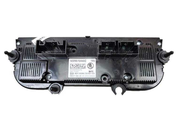 PANEL KLIMATYZACJI SKODA OCTAVIA III (2012-2016) 1.6 TDI 110KM 5E0907044AC
