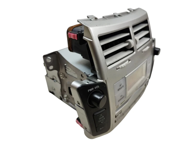 RADIO TOYOTA YARIS II (2005-2009) 1.3 VVT-I 87KM 86120-0D211