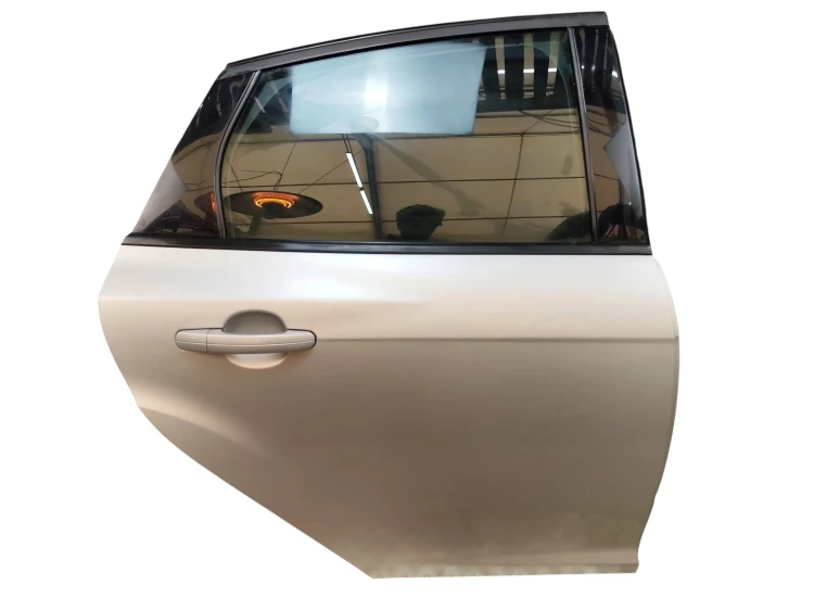 DRZWI PRAWY TYŁ FORD FOCUS MK3 LIFT (2014-2018) 1.6 Ti-VCT 105 KM