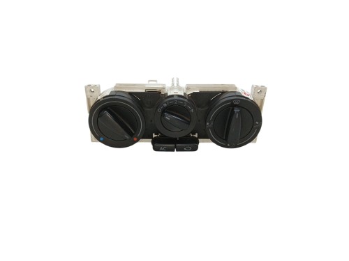 PANEL KLIMATYZACJI VOLKSWAGEN NEW BEETLE (1998-2005) 2.0 8V 115KM 1J0820045
