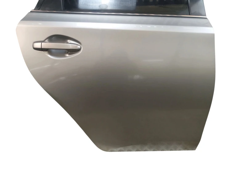 DRZWI PRAWY TYŁ TOYOTA AURIS II E18 LIFT (2015-2018) 1.2 D-4T 116KM