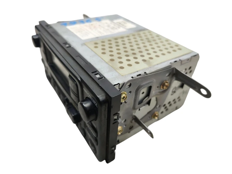 RADIO TOYOTA AVENSIS VERSO (2001-2009) 2.0 D4D 115KM 86120-44090