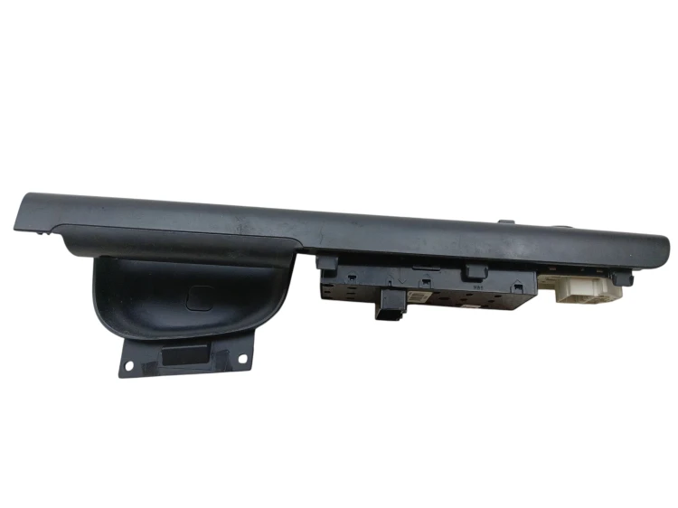 PANEL STEROWANIA SZYB KIA VENGA (2009-2014) 1.4 CRDI 90KM 93570-1P411