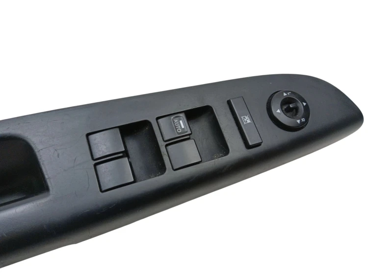 PANEL STEROWANIA SZYB KIA VENGA (2009-2014) 1.4 CRDI 90KM 93570-1P411