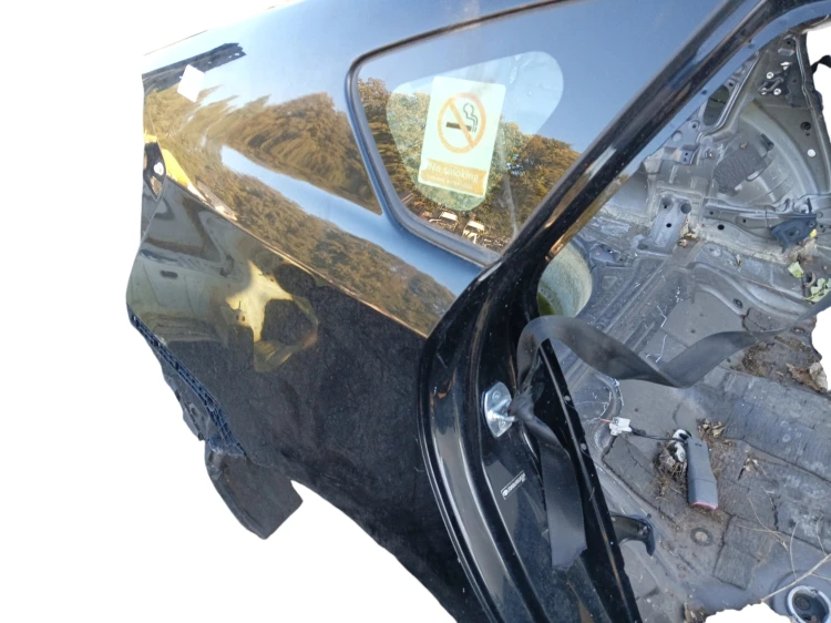 BŁOTNIK PRAWY TYŁ TOYOTA PRIUS III (2009-2011) 1.8 HYBRID 136KM