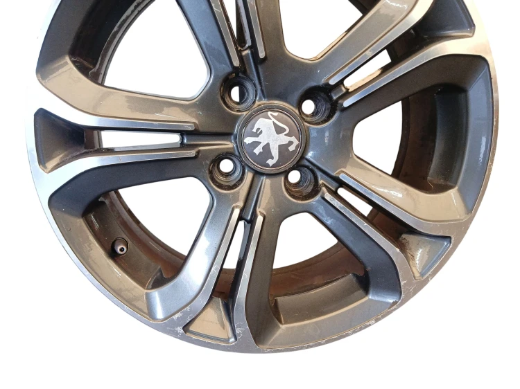 FELGA ALUMINIOWA PEUGEOT 208 I (2012-2015) 1.2 VTI 82KM 9673773677