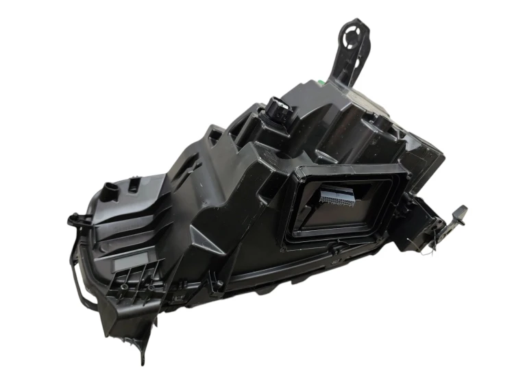 LAMPA PRAWY PRZÓD JEEP AVENGER (2022-) 54 kWh 156KM 52218718