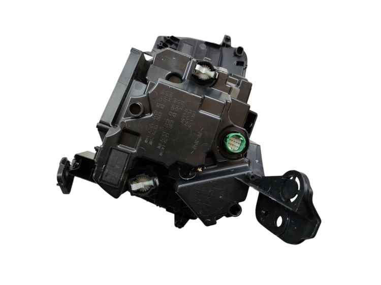 LAMPA PRAWY PRZÓD JEEP AVENGER (2022-) 54 kWh 156KM 52218718