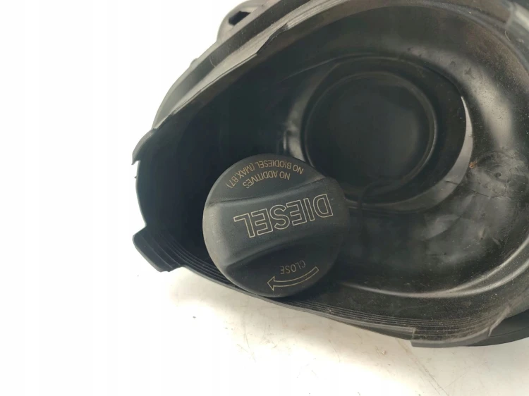 KLAPKA WLEWU PALIWA BMW F34 GRAN TURISMO (2013-2015) 2.0 D 143KM 5117727839