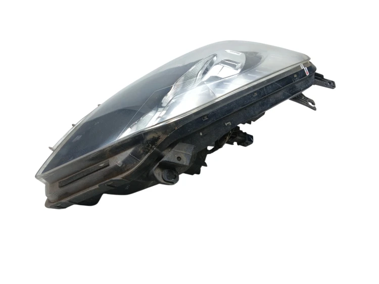 LAMPA PRAWY PRZÓD RENAULT KOLEOS I (2008-2011) 2.0 DCI 150KM