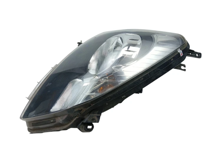LAMPA PRAWY PRZÓD RENAULT KOLEOS I (2008-2011) 2.0 DCI 150KM