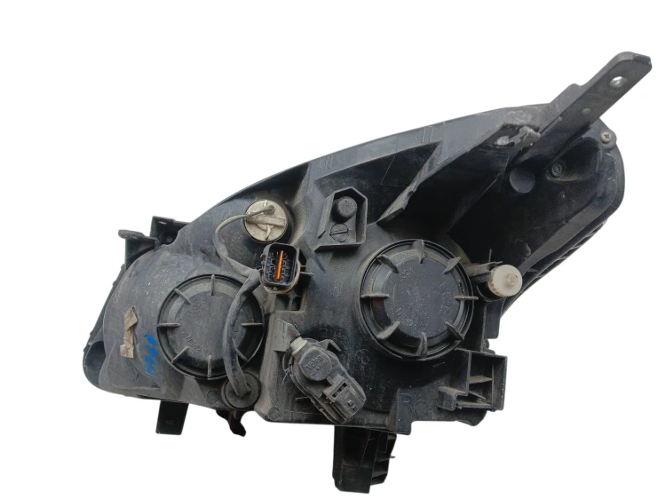LAMPA PRAWY PRZÓD RENAULT KOLEOS I (2008-2011) 2.0 DCI 150KM