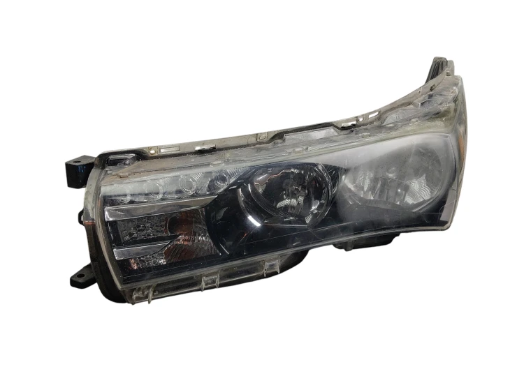 LAMPA LEWY PRZÓD TOYOTA COROLLA E18 (2013-2016) 1.6 VALVEMATIC 132KM 81170-