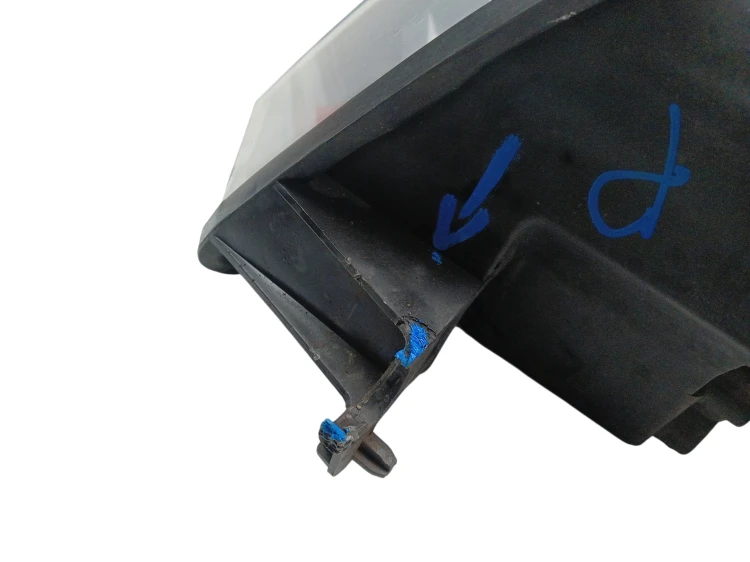 LAMPA PRAWY PRZÓD RENAULT ESPACE IV LIFT (2006-2012) 2.0 DCI 173KM 77010644