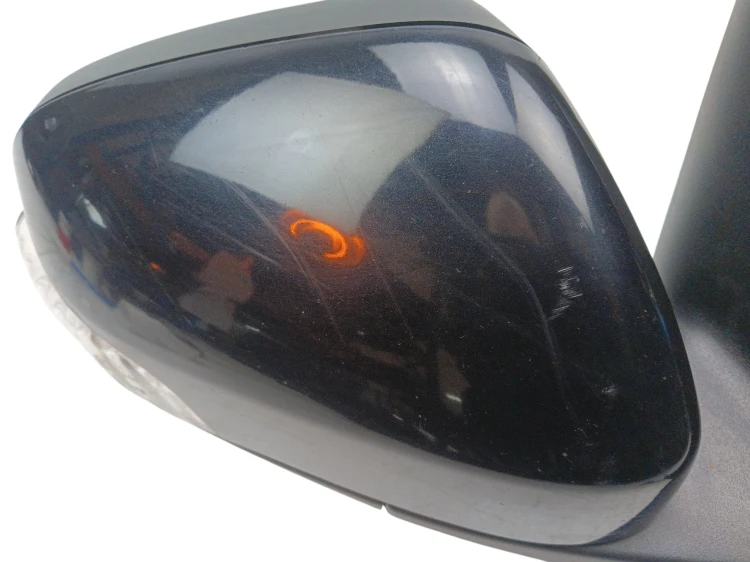 LUSTERKO PRAWE VOLVO V50 LIFT (2007-2012) 1.6 D2 114KM