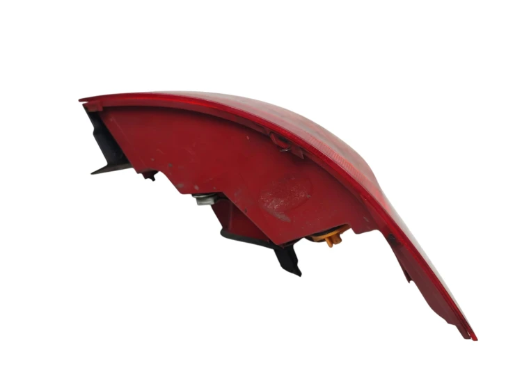 LAMPA PRAWY TYŁ VOLKSWAGEN PASSAT B7 (2010-2014) 2.0 TDI 140KM 3AF945310