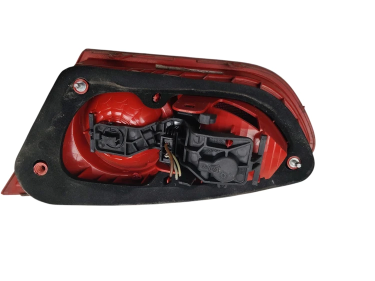 LAMPA LEWY TYŁ W KLAPE SEAT LEON II LIFT (2009-2012) 1.6 TDI 105KM 1P094509