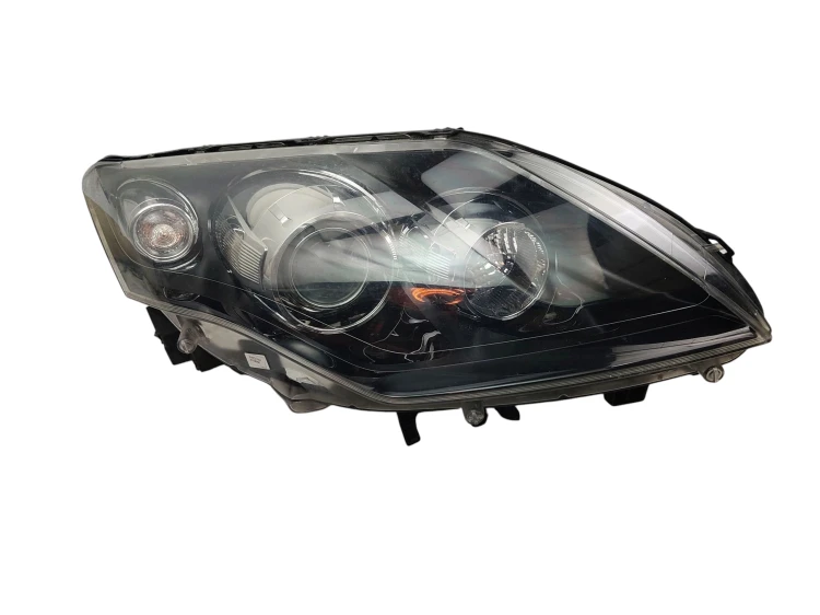 LAMPA PRAWY PRZÓD RENAULT LAGUNA III (2007-2010) 2.0 DCI 150KM