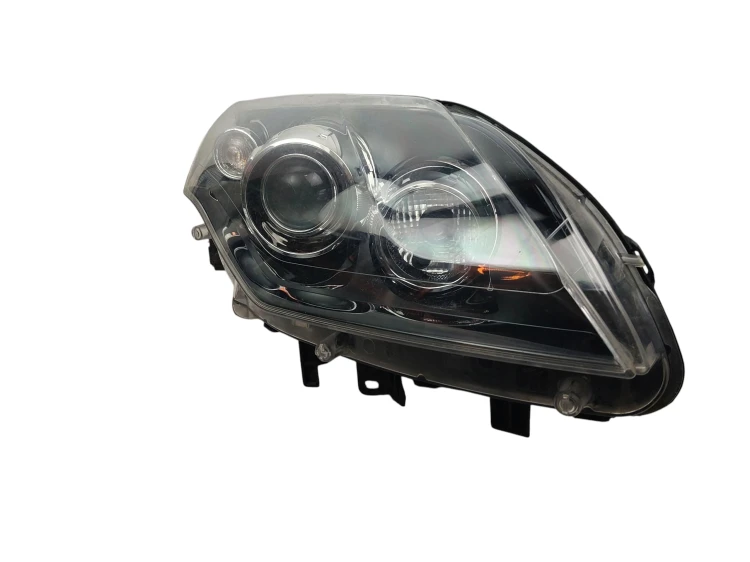 LAMPA PRAWY PRZÓD RENAULT LAGUNA III (2007-2010) 2.0 DCI 150KM