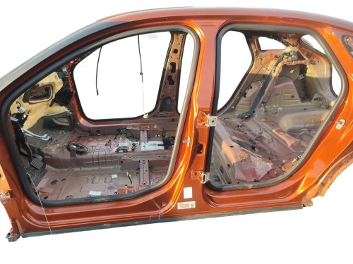 PRÓG LEWY SŁUPEK ŚRODKOWY CITROEN C4 III (2020-2024) 1.2 THP 130KM