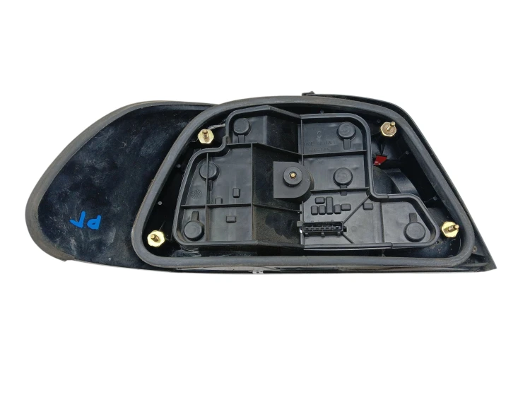 LAMPA PRAWY TYŁ VOLVO C70 (1997-2005) 2.0 T