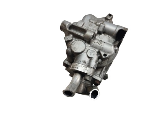 SPRĘŻARKA KLIMATYZACJI VOLKSWAGEN PASSAT B6 (2005-2010) 2.0 TDI 140KM 8680E