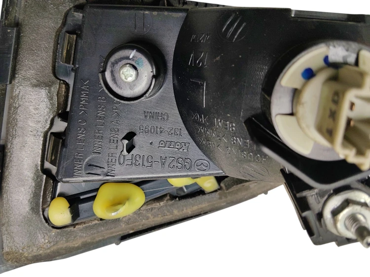 LAMPA LEWY TYŁ W KLAPE MAZDA 6 II GH LIFT (2010-2012) 2.2 163KM MZR-CD