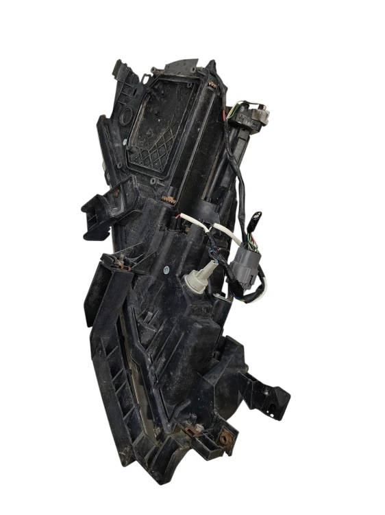LAMPA LEWY PRZÓD MAZDA 6 II GH LIFT (2010-2012) 2.2 163KM MZR-CD