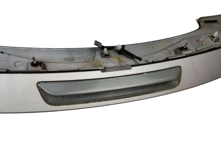ŚWIATŁO STOP TOYOTA AVENSIS T27 LIFT (2012-2015) 1.8 VALVEMATIC 147KM 76085